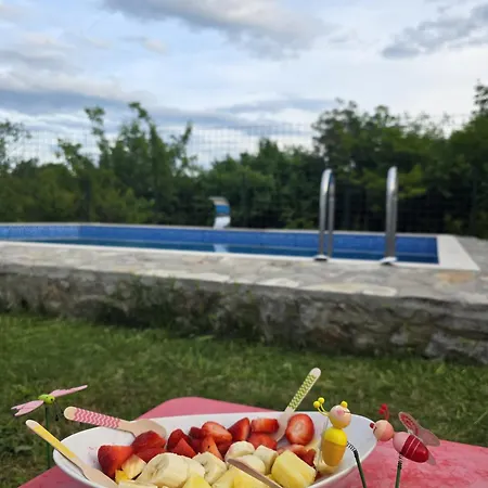 Apartament Wildstone Krusi - Pool & Podgorica